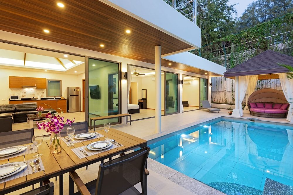 Exquisite Thai Balinese Pool Villa Mika 4-Bedroom Villa with Private Pool 19