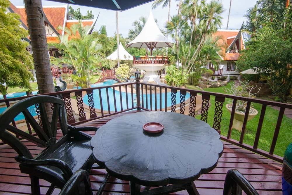 Coco Palace Resort Signature House, 2 Bedrooms, Balcony, Courtyard View 15