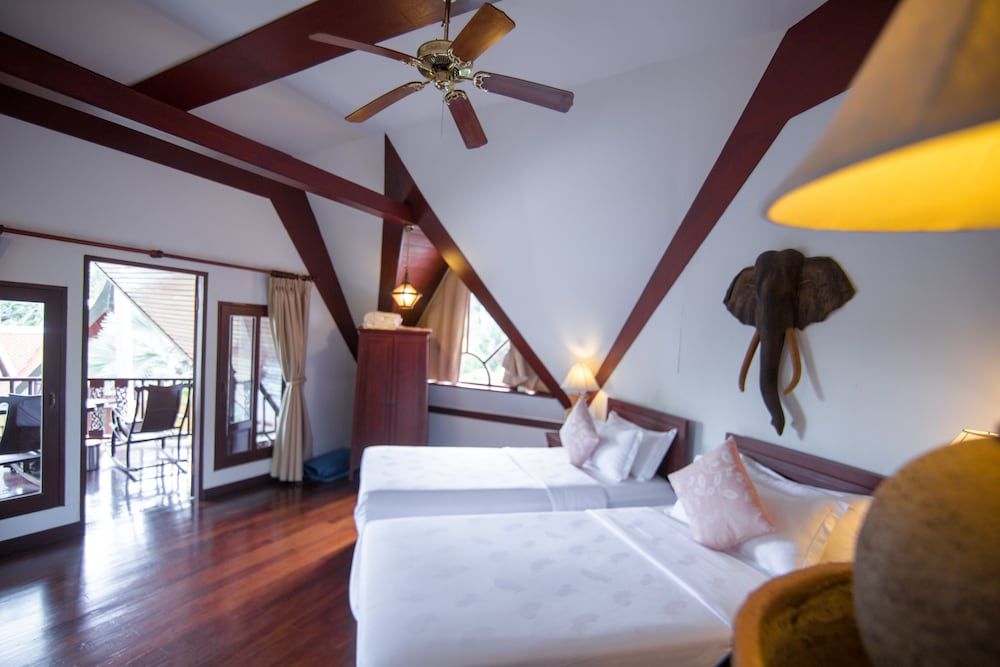 Coco Palace Resort Signature House, 4 Bedrooms, Balcony, Resort View 13