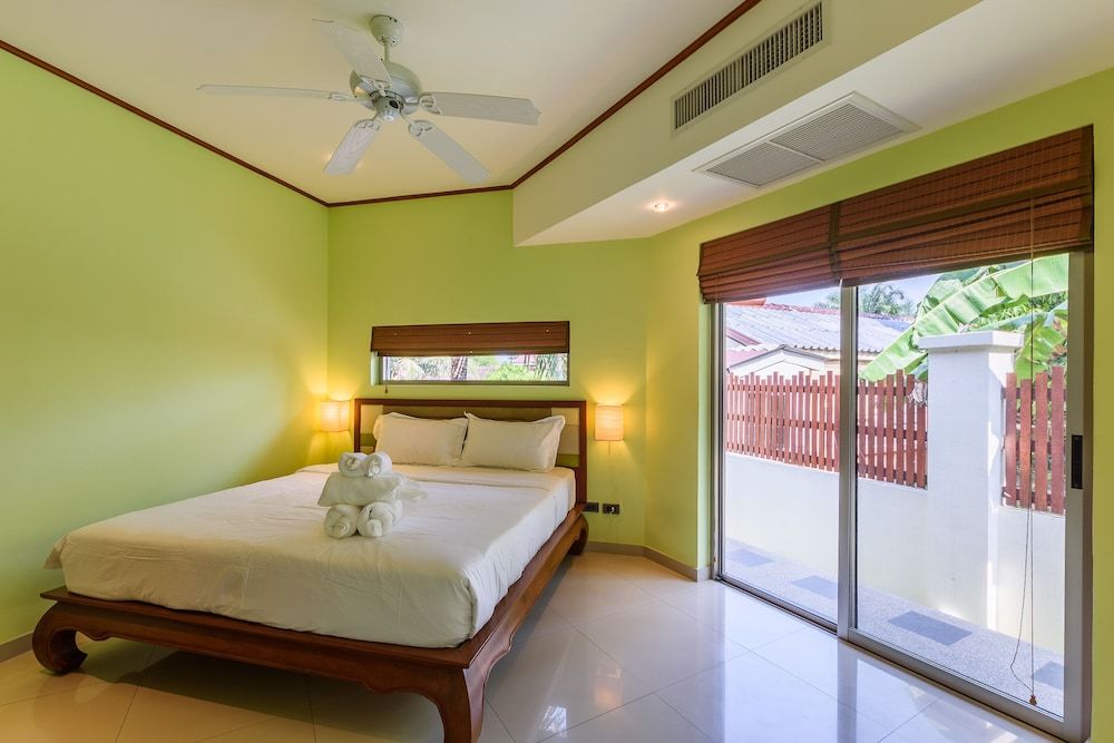 Amber Pool Villa Villa, 5 Bedrooms, Non Smoking, Kitchen 9