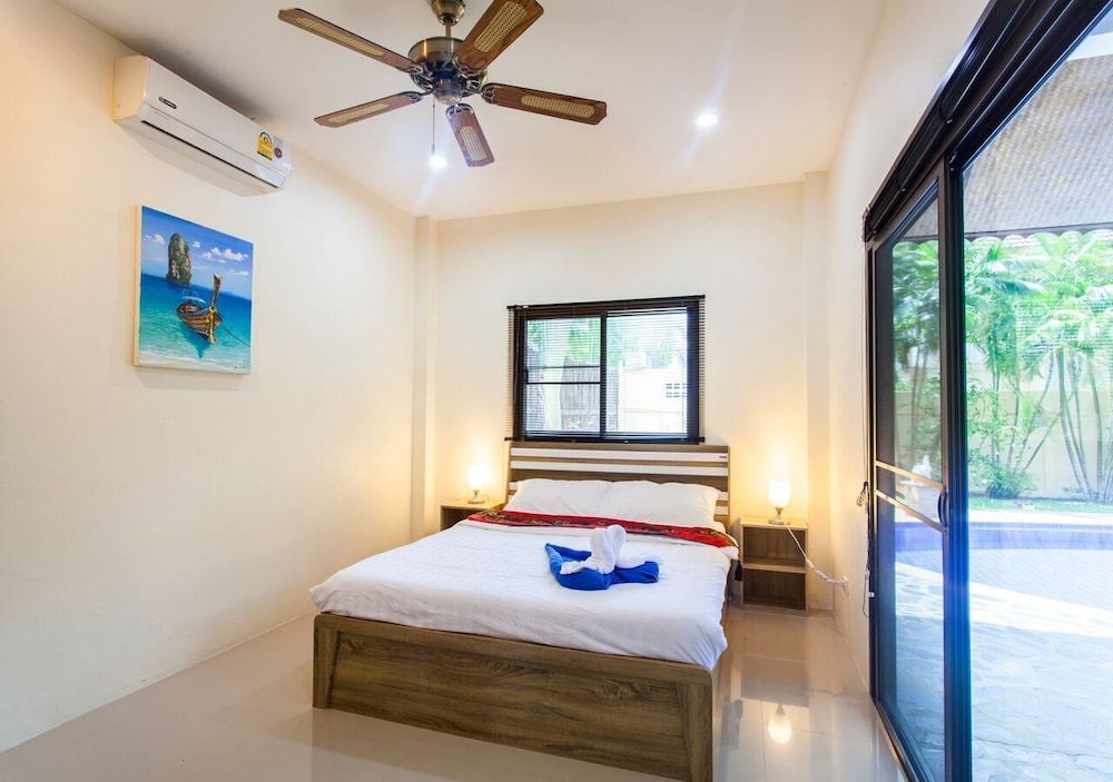 undefined Twin Palm Pool Villa 10