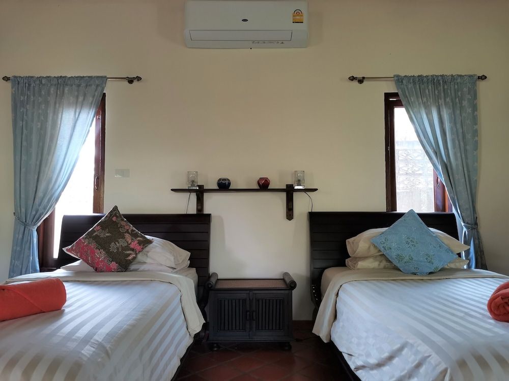 Tuna Resort Standard Twin Room 2