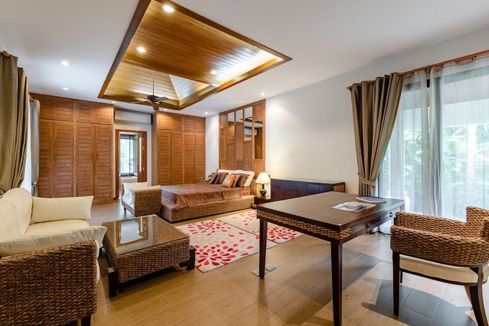 Champagne Pool Villa Villa, 5 Bedrooms, Non Smoking, Kitchen 9