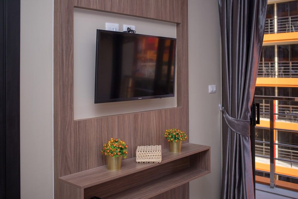 Naiharn Sea Apartment Comfort Apartment 16