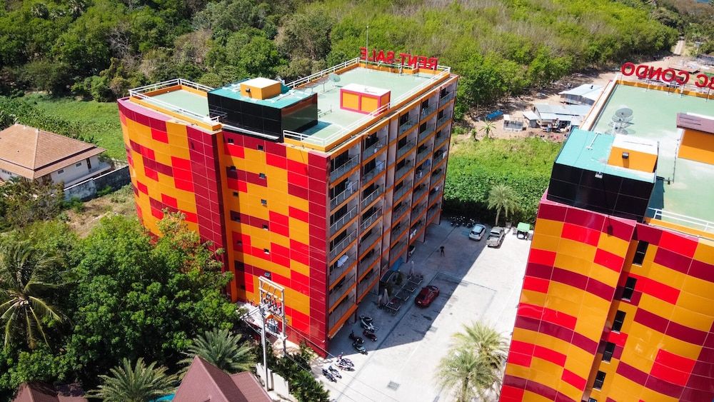 undefined Naiharn Sea Apartment 5