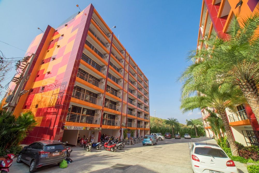 undefined Naiharn Sea Apartment 6