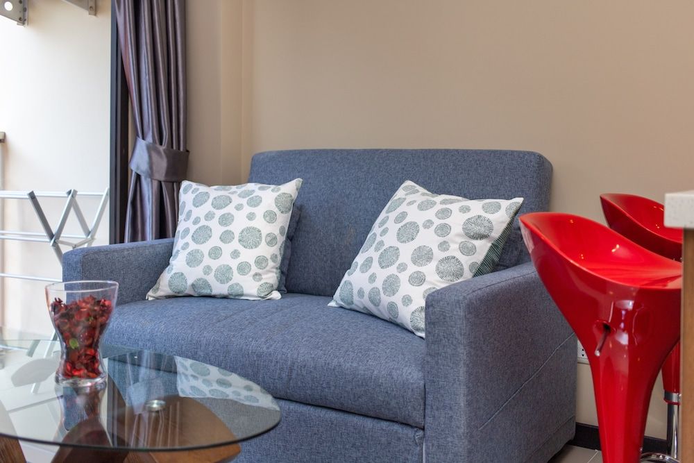 Naiharn Sea Apartment Comfort Apartment, 1 King Bed, Non Smoking, Mountain View 12