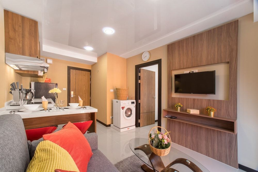 Naiharn Sea Apartment Comfort Apartment 12