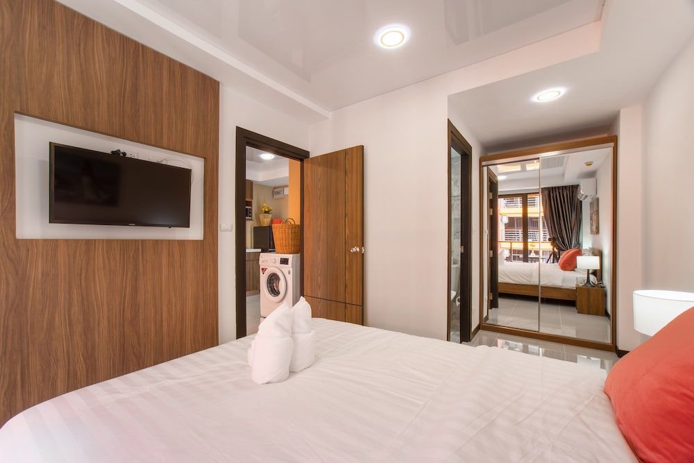 Naiharn Sea Apartment Comfort Apartment 4