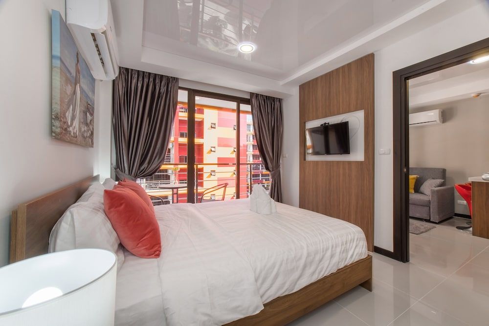 Naiharn Sea Apartment Comfort Apartment 3