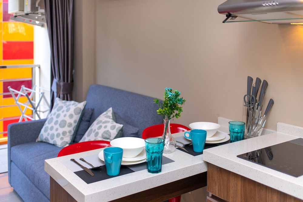 Naiharn Sea Apartment Comfort Apartment, 1 King Bed, Non Smoking, Mountain View 11