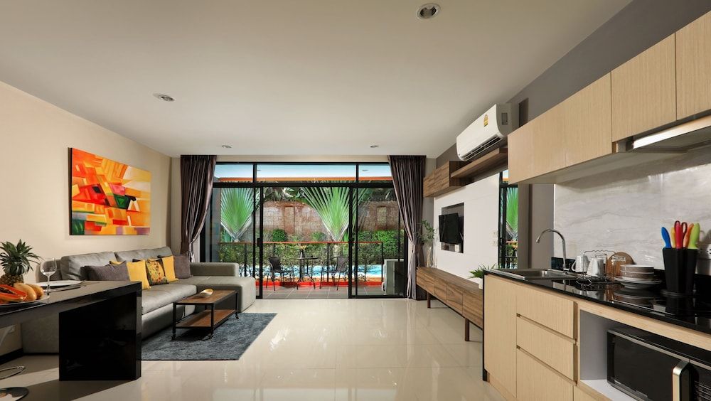 Nai Harn Condominium Studio Suite 21