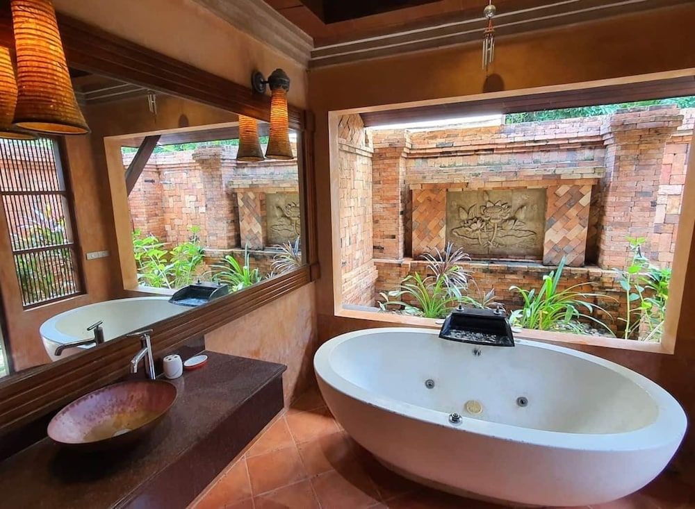 Balinese Pool Villa in Rawai Baan Rom Yen 20