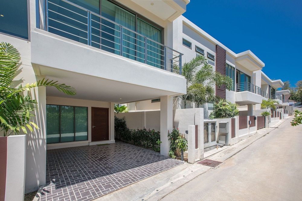 undefined Villa Bangka by TropicLook 2