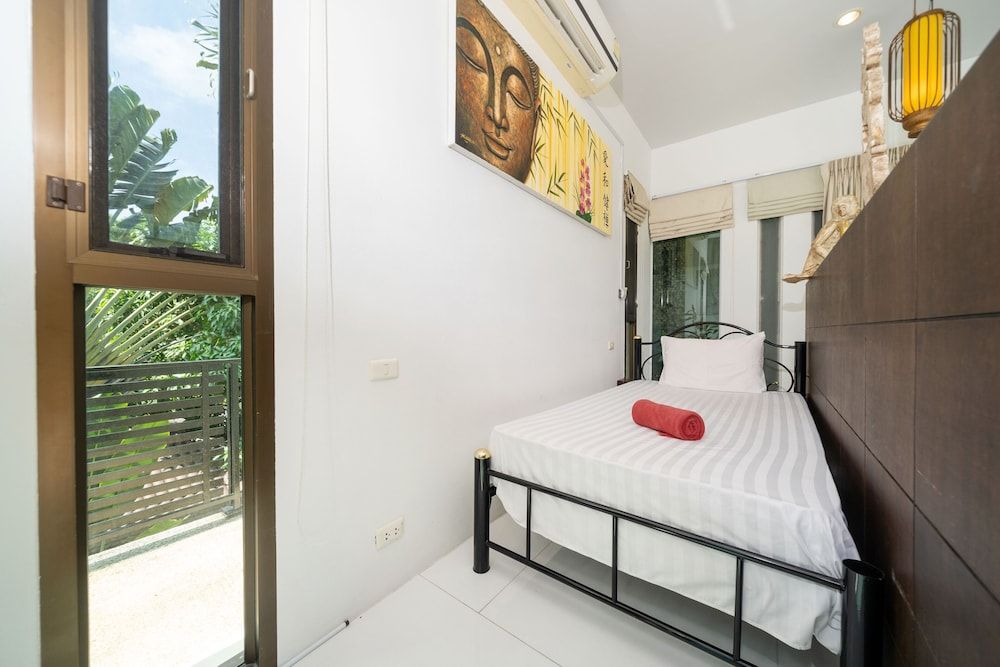 Grand Tropical Pool Villa Oxavia NaiHarn Luxury Villa 16