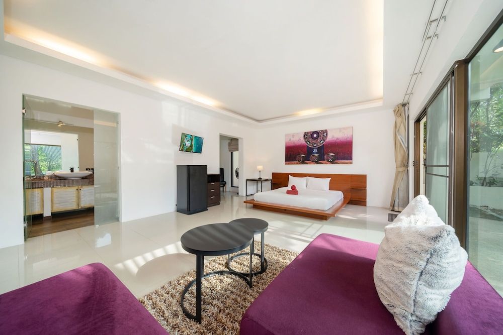 Grand Tropical Pool Villa Oxavia NaiHarn Luxury Villa 17