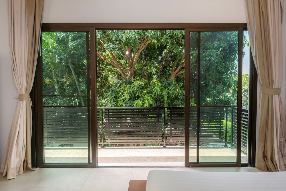 Grand Tropical Pool Villa Oxavia NaiHarn Luxury Villa 20