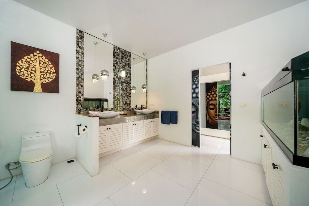 Grand Tropical Pool Villa Oxavia NaiHarn Luxury Villa 25