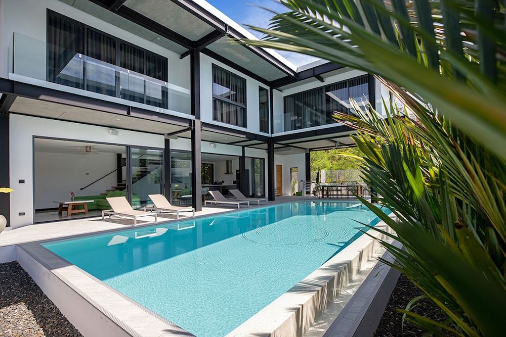 undefined Stylish Salt Pool Villa Sunset Garden 5 8