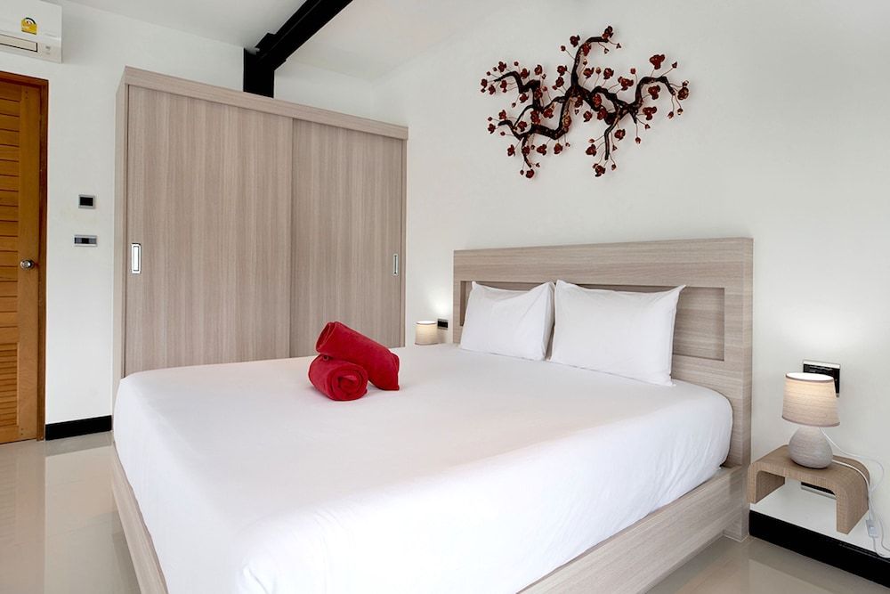 Stylish Salt Pool Villa Sunset Garden 5 Luxury Villa 6