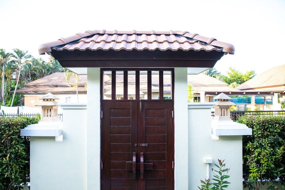 undefined Idyllic 4BR Pool Villa Maya in Rawai 3