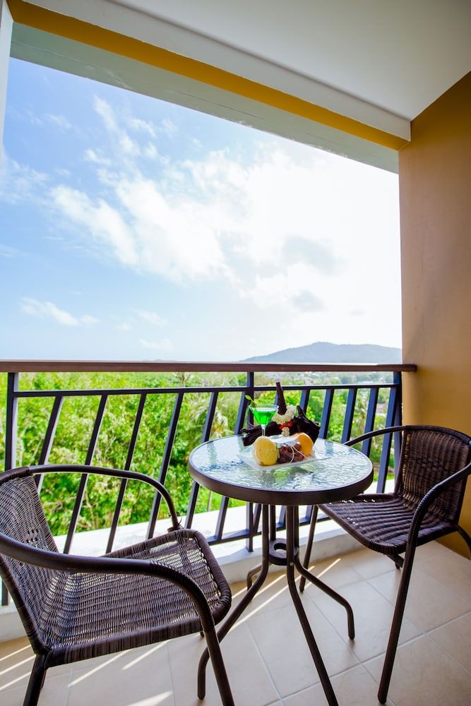 Grand Nai Harn Suites Family Suite, 2 Bedrooms 6