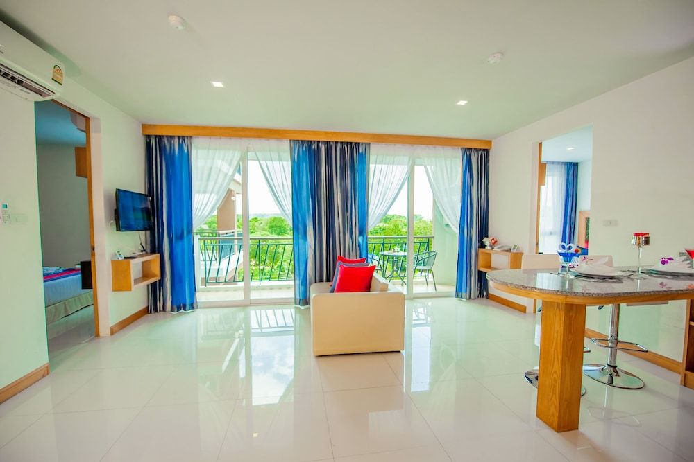 Grand Nai Harn Suites Family Suite, 2 Bedrooms 10