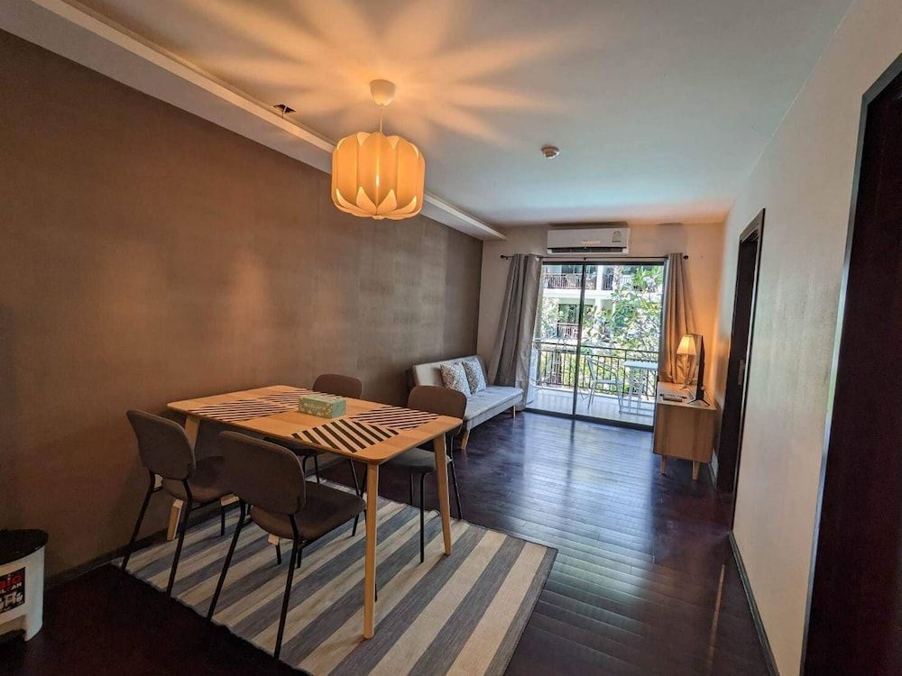 undefined The Title 7