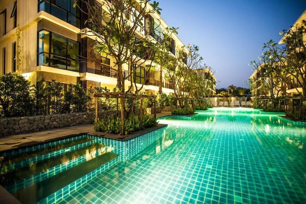 undefined The Title 6