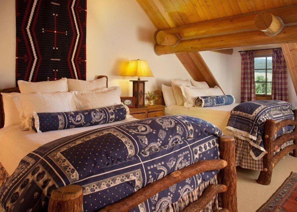 Room (Moose)