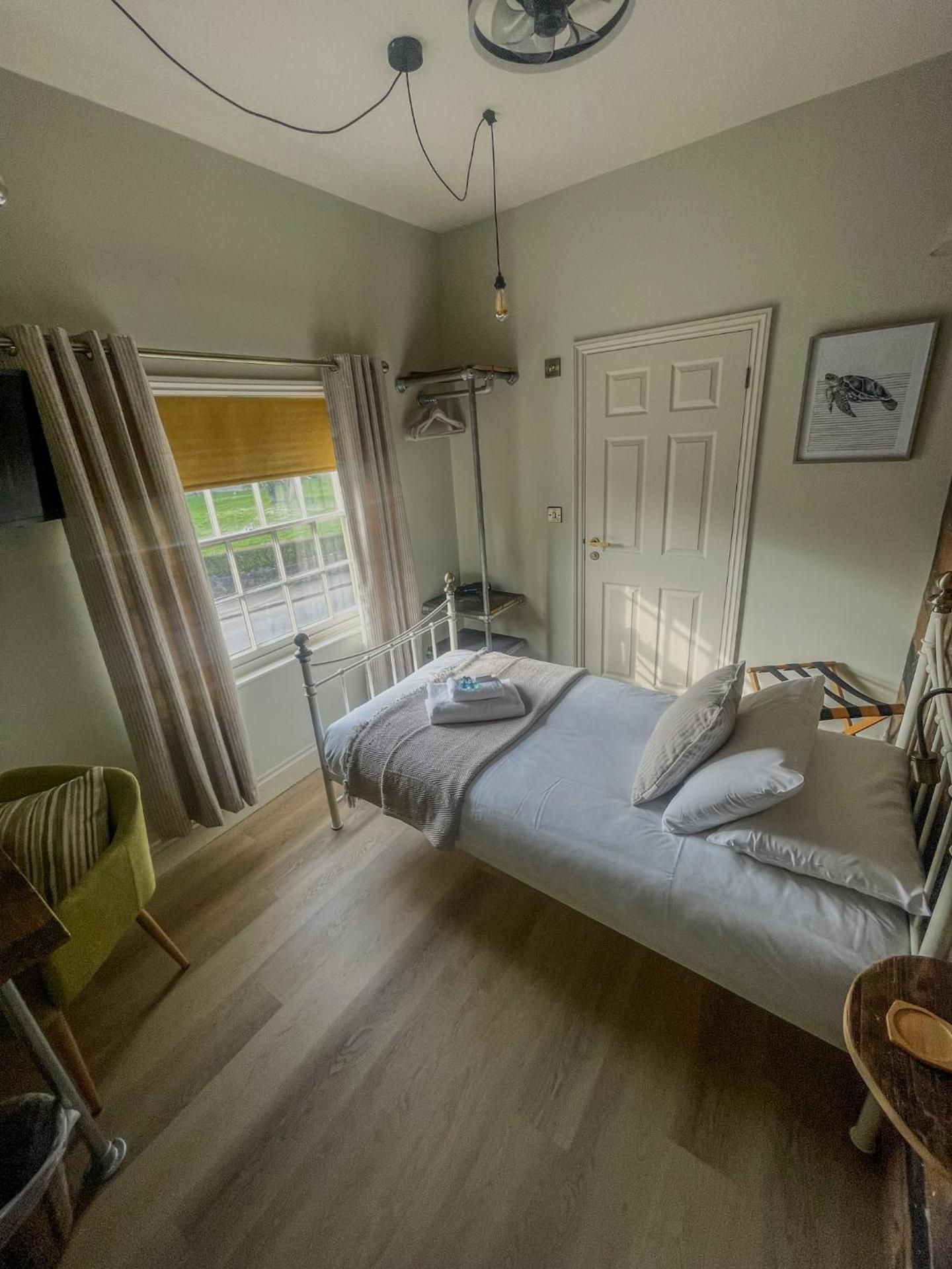Deluxe Single Room