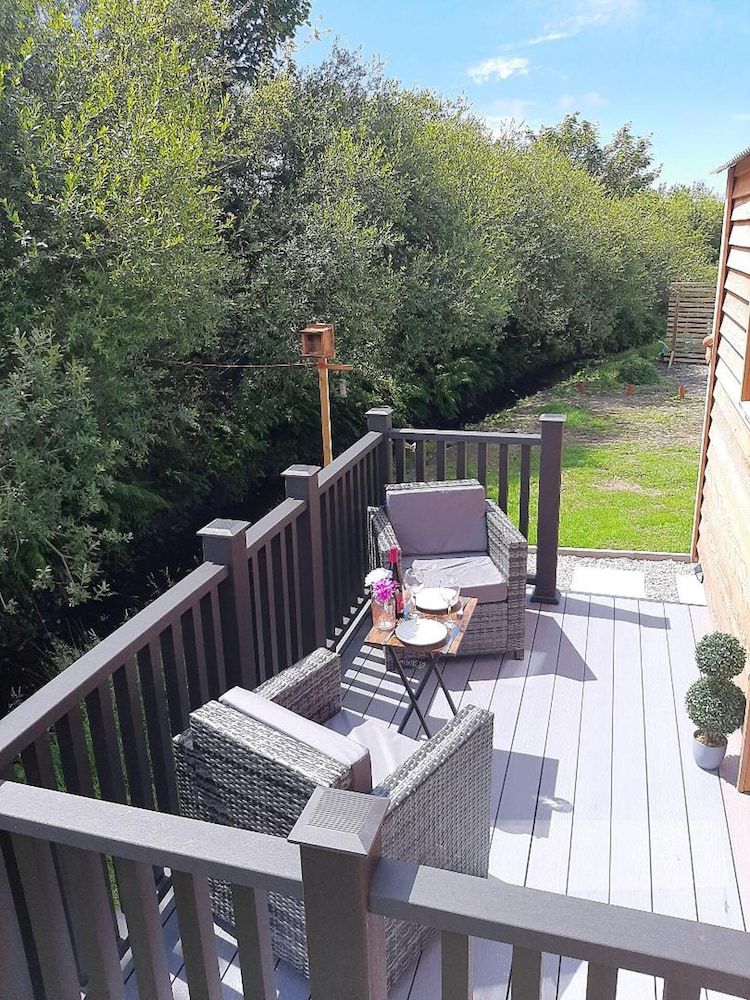 Shepherds Hut With hot tub on Anglesey North Wales Cabin 6