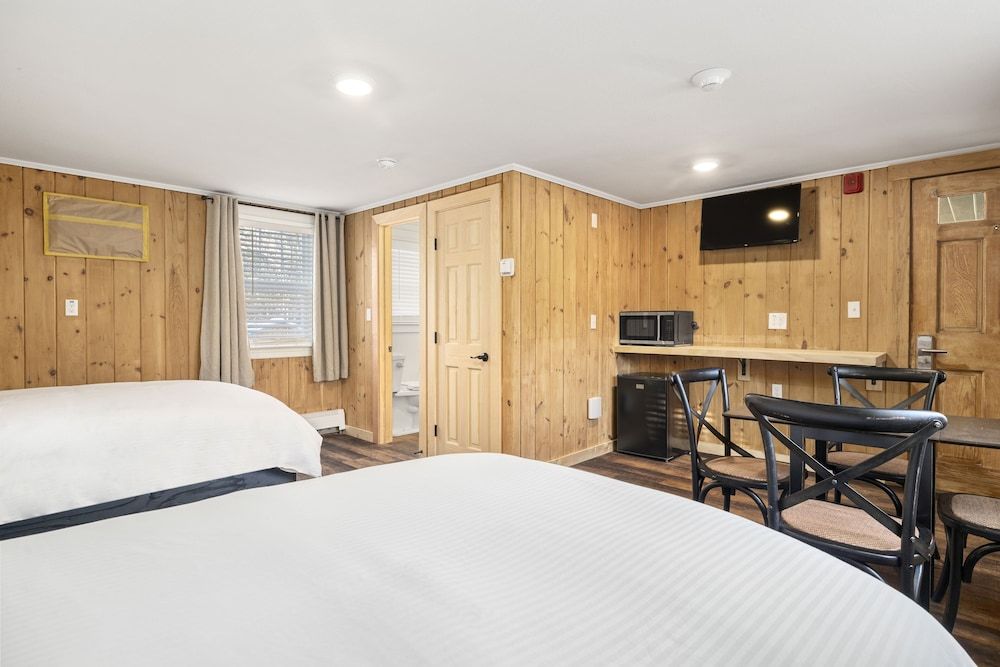 Basic Quadruple Room
