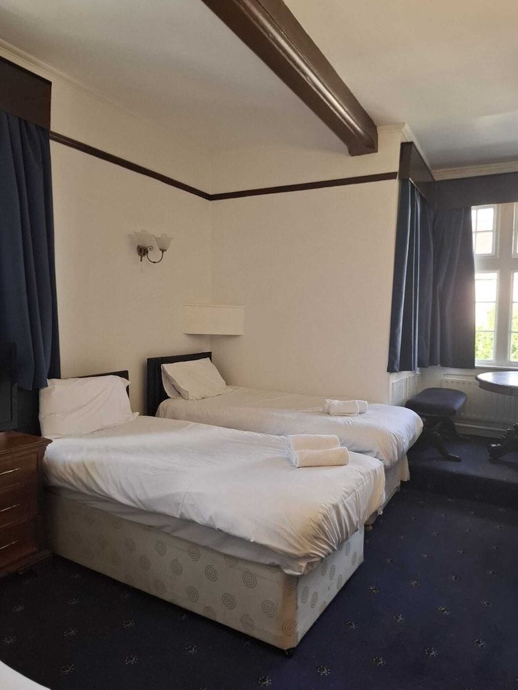 Suite, Ensuite