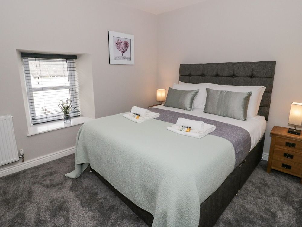 The Blue Lion Superior Apartment, Private Bathroom (Apartment 3) 3