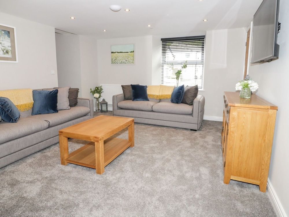 The Blue Lion Superior Apartment, Private Bathroom (Apartment 3) 9