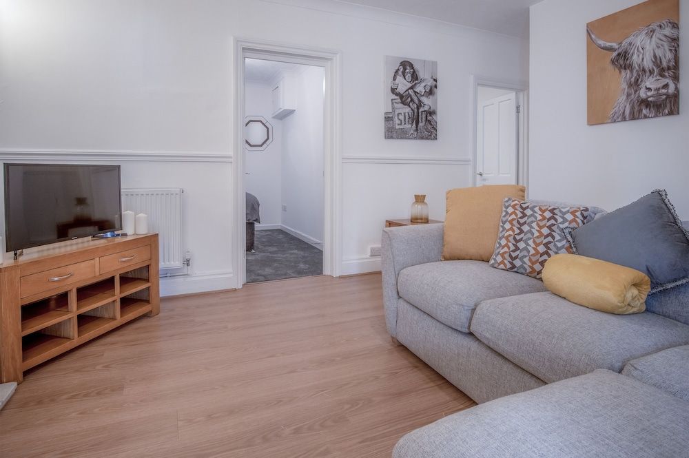 Apartment (2 Bedrooms)