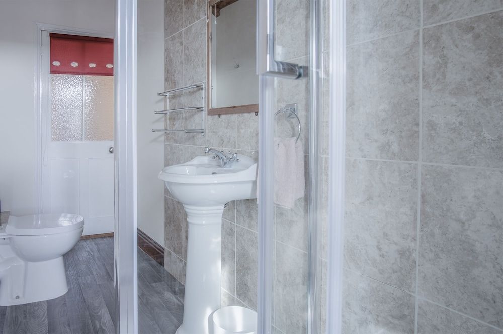 Apartment (2 Bedrooms)
