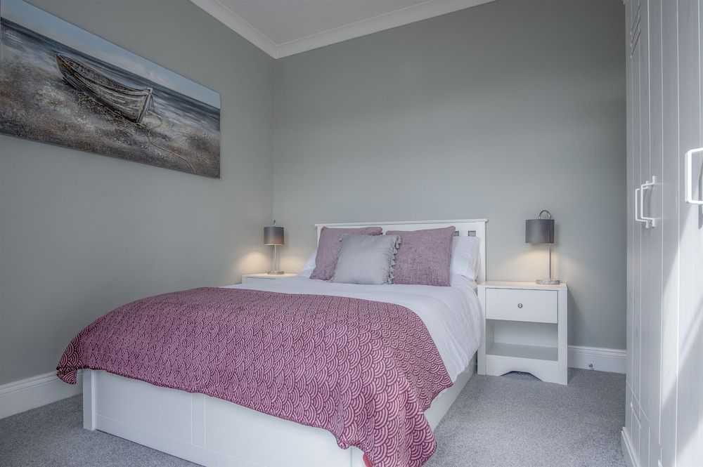 Apartment (2 Bedrooms)