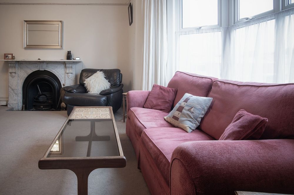 Apartment (2 Bedrooms)