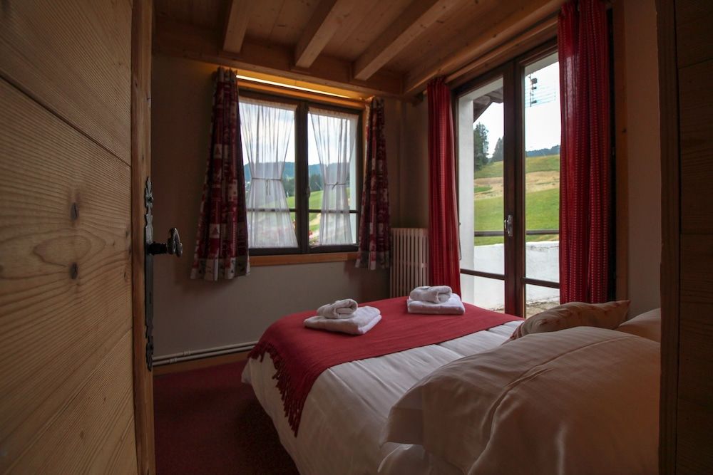 Twin Room, Balcony