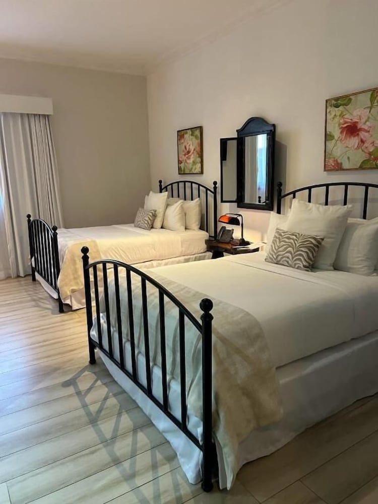 Hacienda Los Molinos Boutique Hotel Double Room, Courtyard View (Los Lagos)