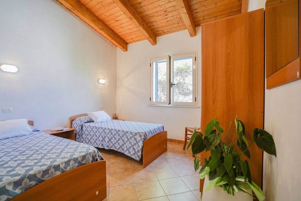 Apartment, 3 Bedrooms, Accessible, Smoking