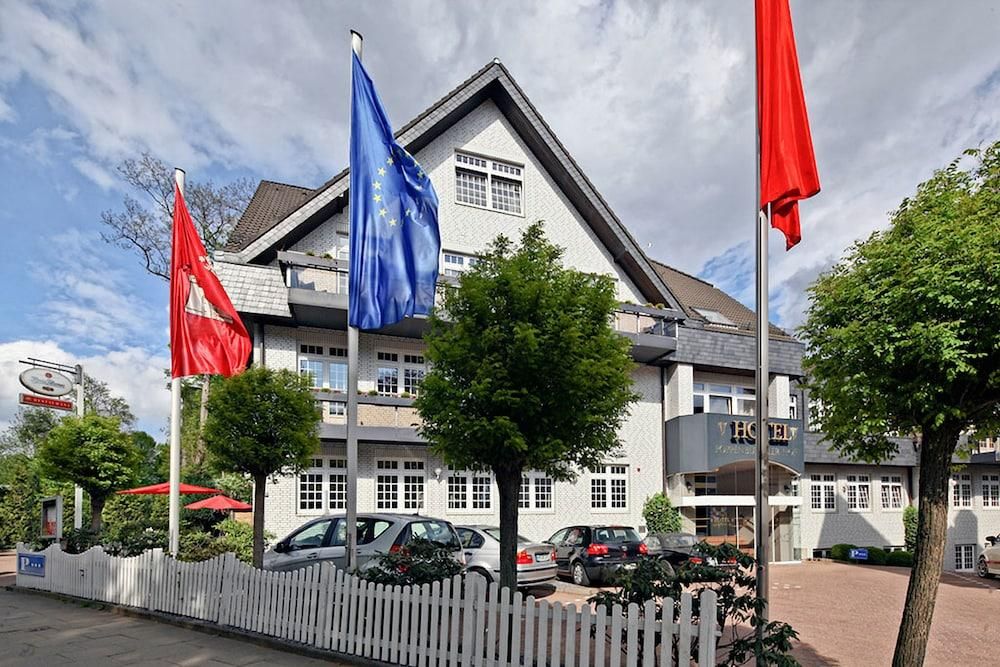 undefined Boutique Hotel Poppenbutteler Hof 4