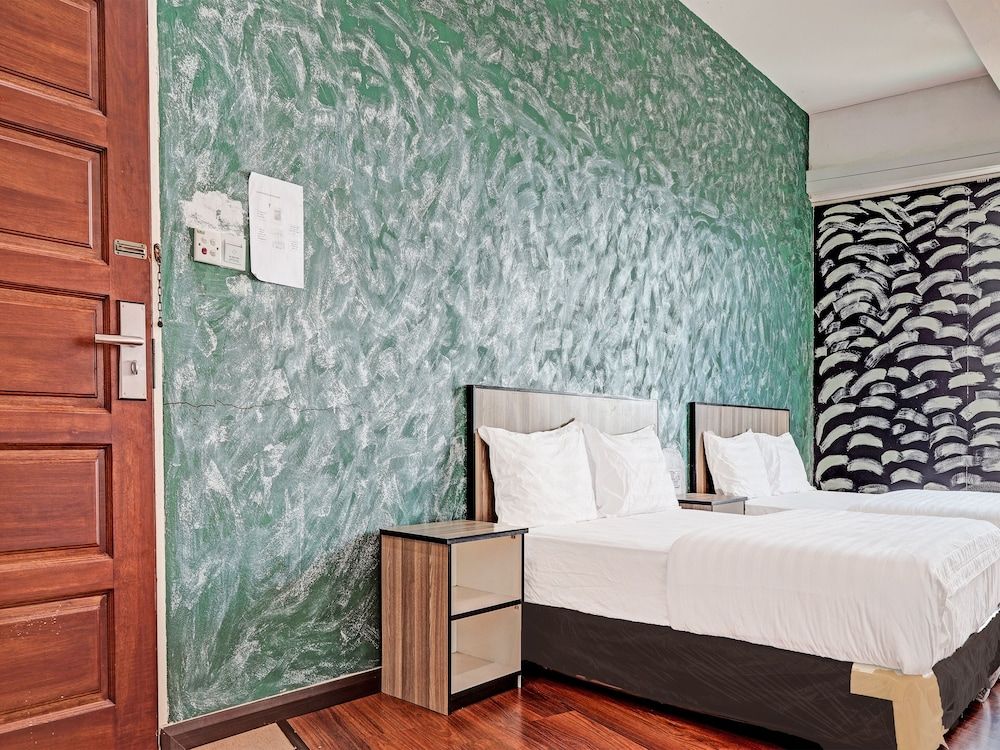 OYO 89840 69 Room 4 Stay Family Suite 3