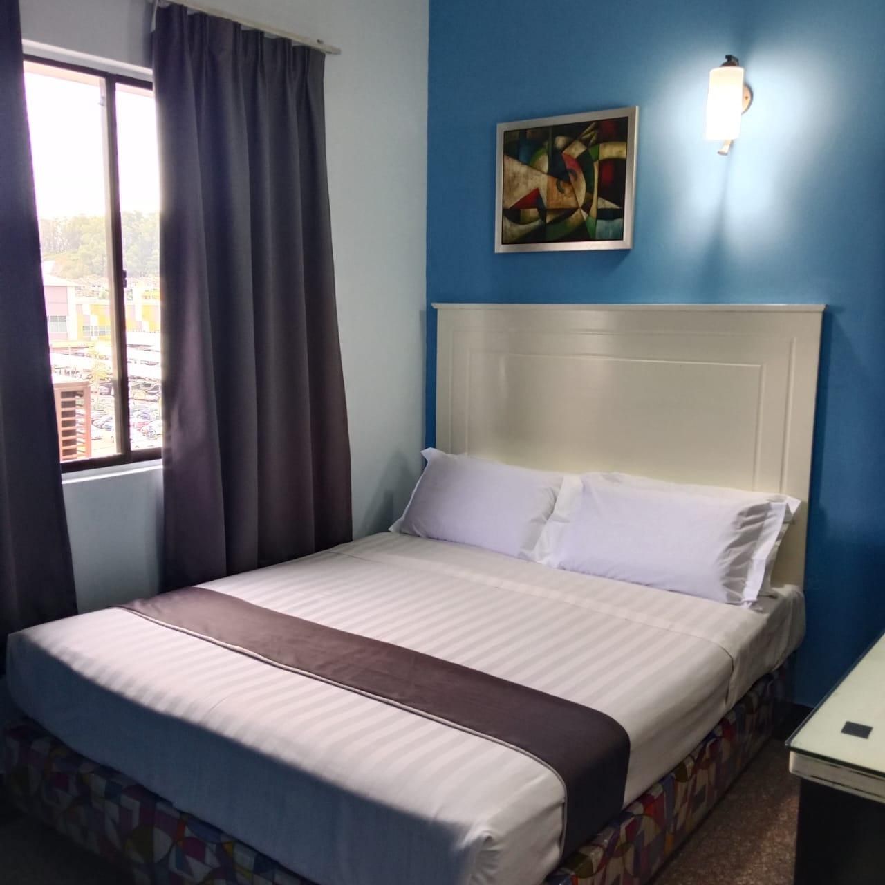 Standard Junior Room