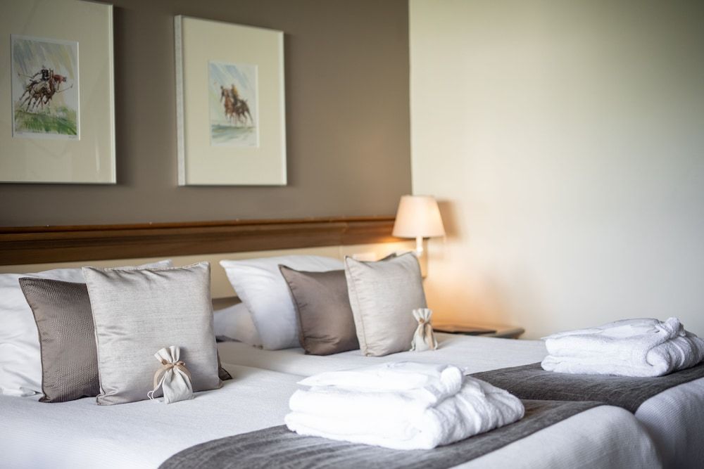 Alasia Hotel Superior Double Room, City View 6