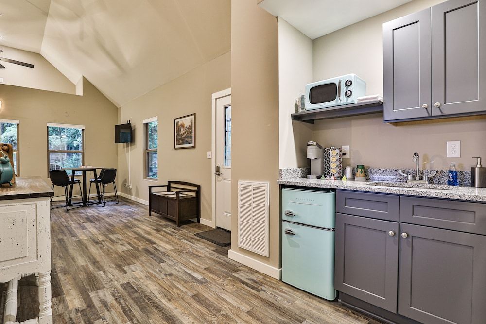 Gingershack Farms Grand Villa, 2 Bedrooms, Kitchenette, Mountainside 6