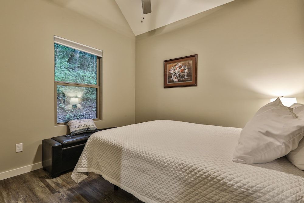 Gingershack Farms Deluxe Villa, 2 Bedrooms, Kitchenette, Mountainside