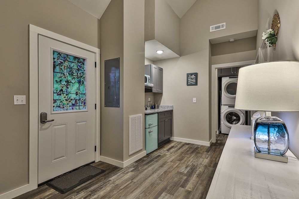 Gingershack Farms Deluxe Villa, 2 Bedrooms, Kitchenette, Mountainside 5